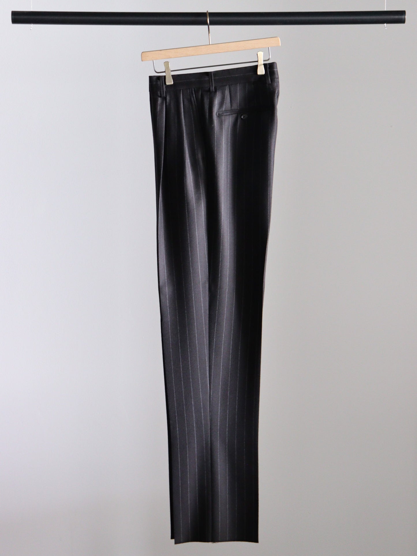 DOUBLE PLEATS TROUSERS