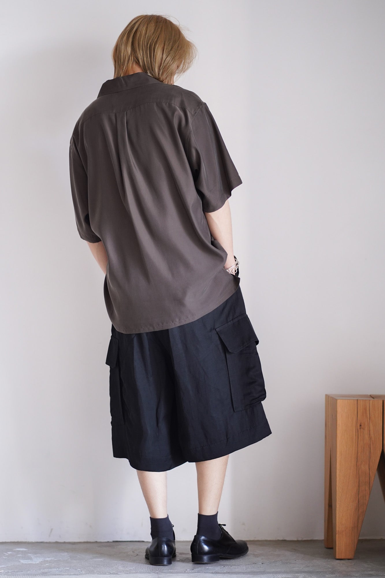 CUPRO TWILL OVERSIZED OPEN COLLAR SS シャツ ssstein | CUPRO TWILL OVERSIZED OPEN COLLAR SS SHIRT – イデアル