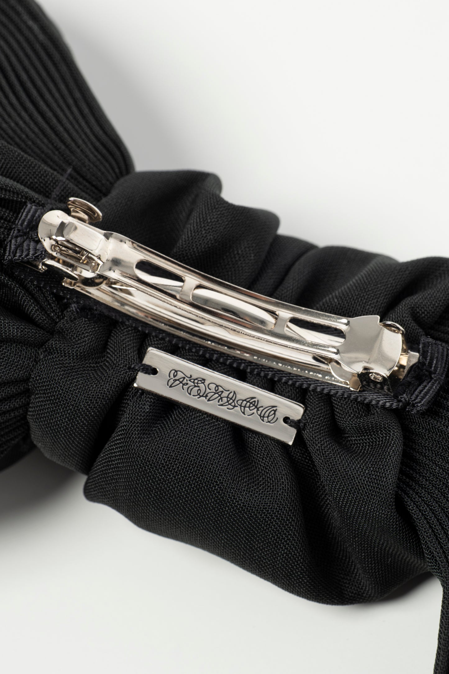 SHEER PLEATED BARRETTE
