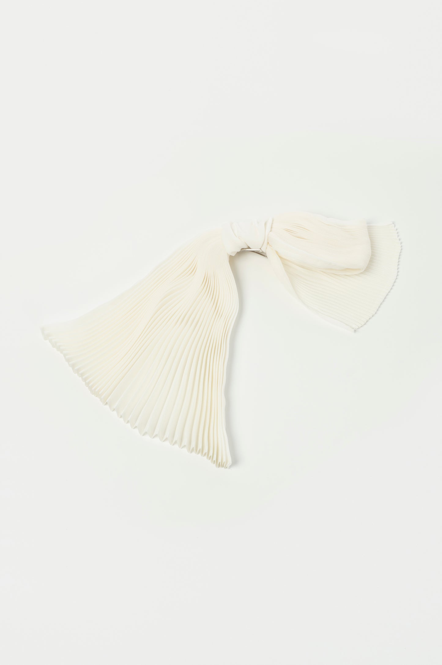 SHEER PLEATED BARRETTE