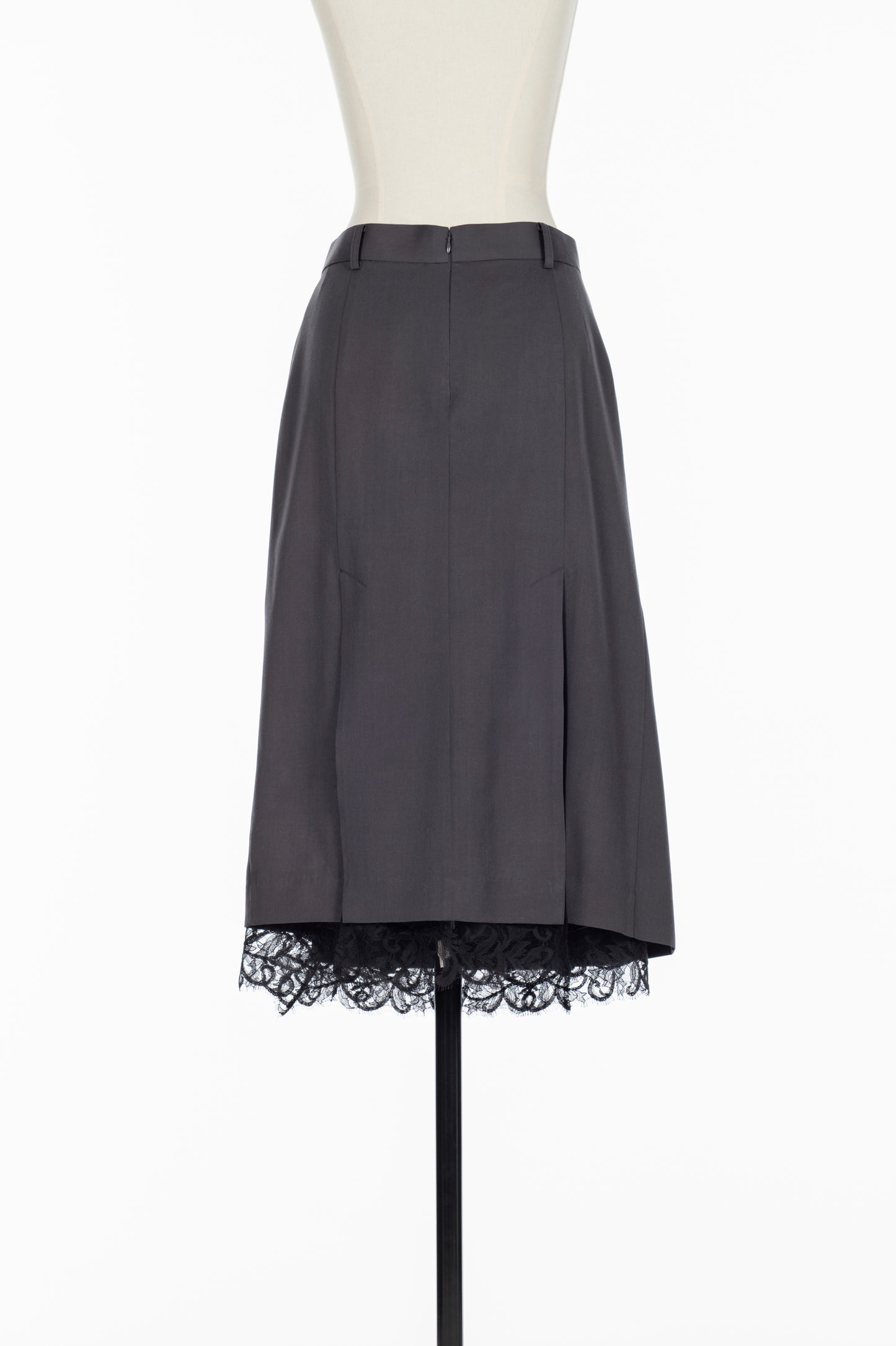 FINE WOOL PLEATED SKIRT WITH LACE TRIM