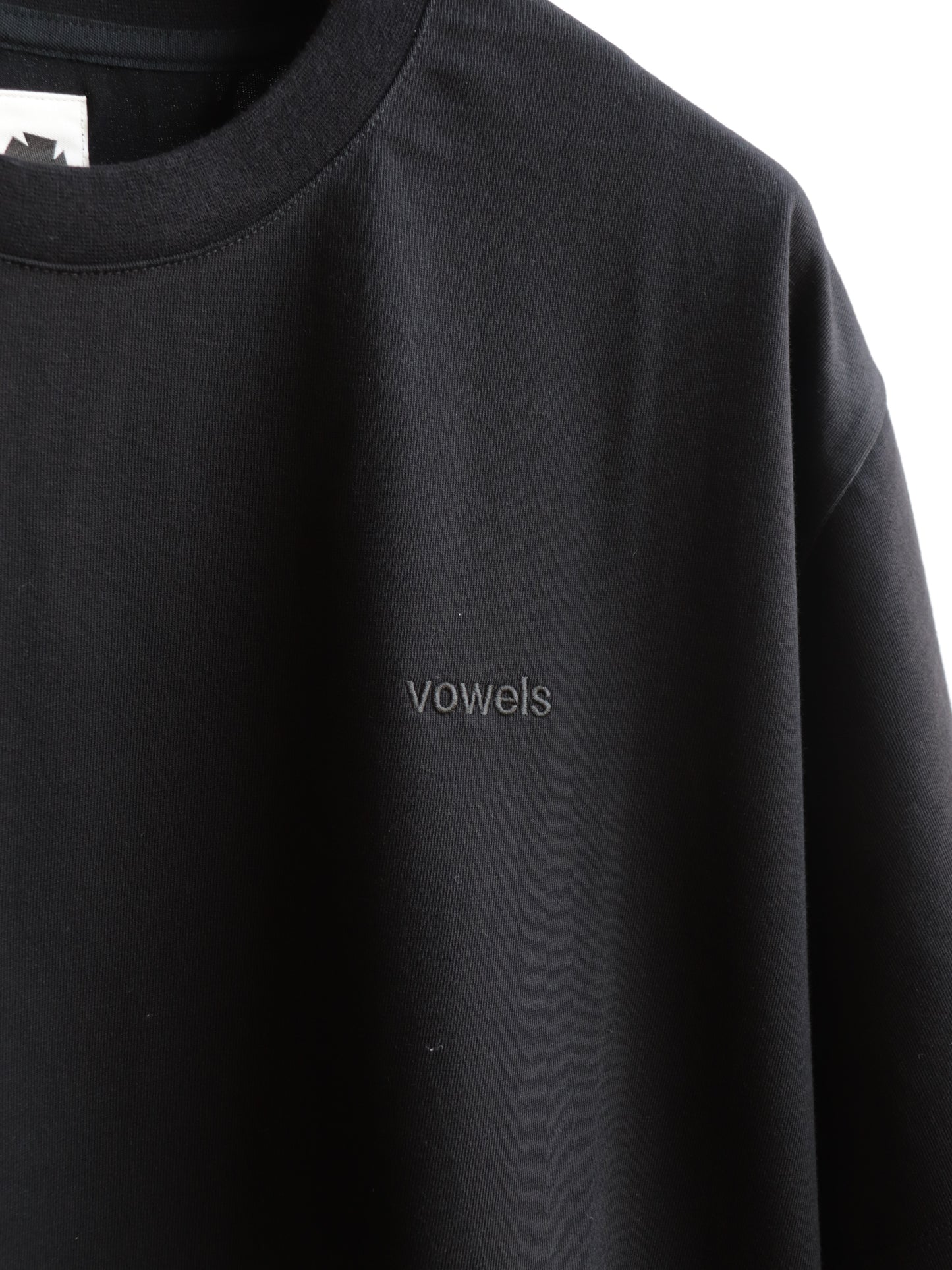 CLASSIC TEE