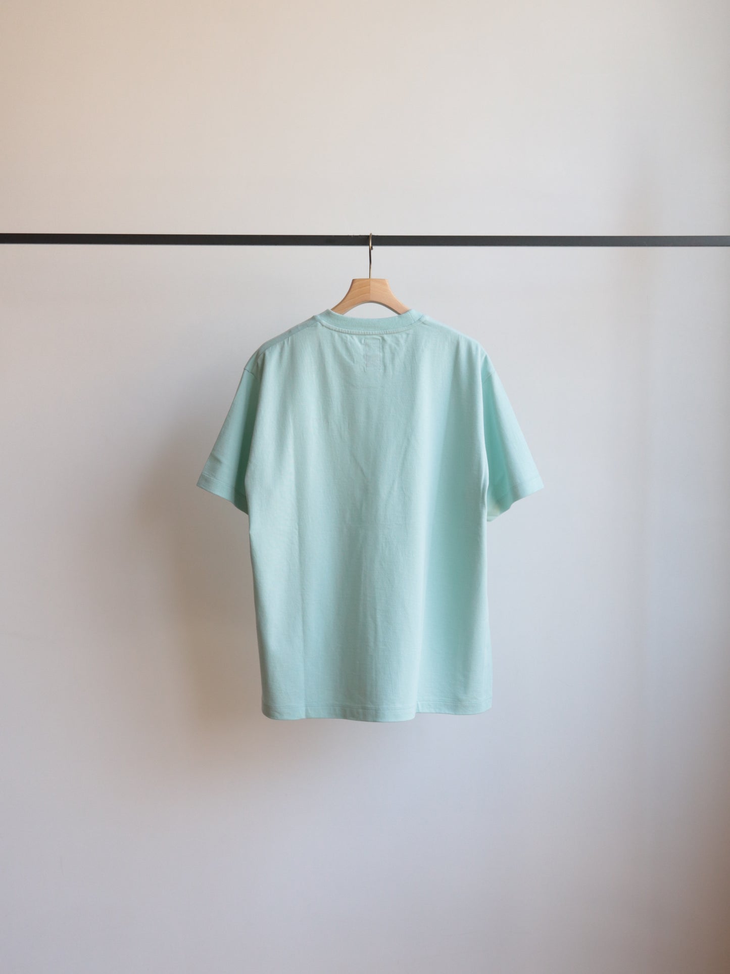 CLASSIC TEE