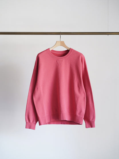 visvimのJUMBO SB SWEAT L/S DMGDのカラーはレッドの正面が写った商品画像です。