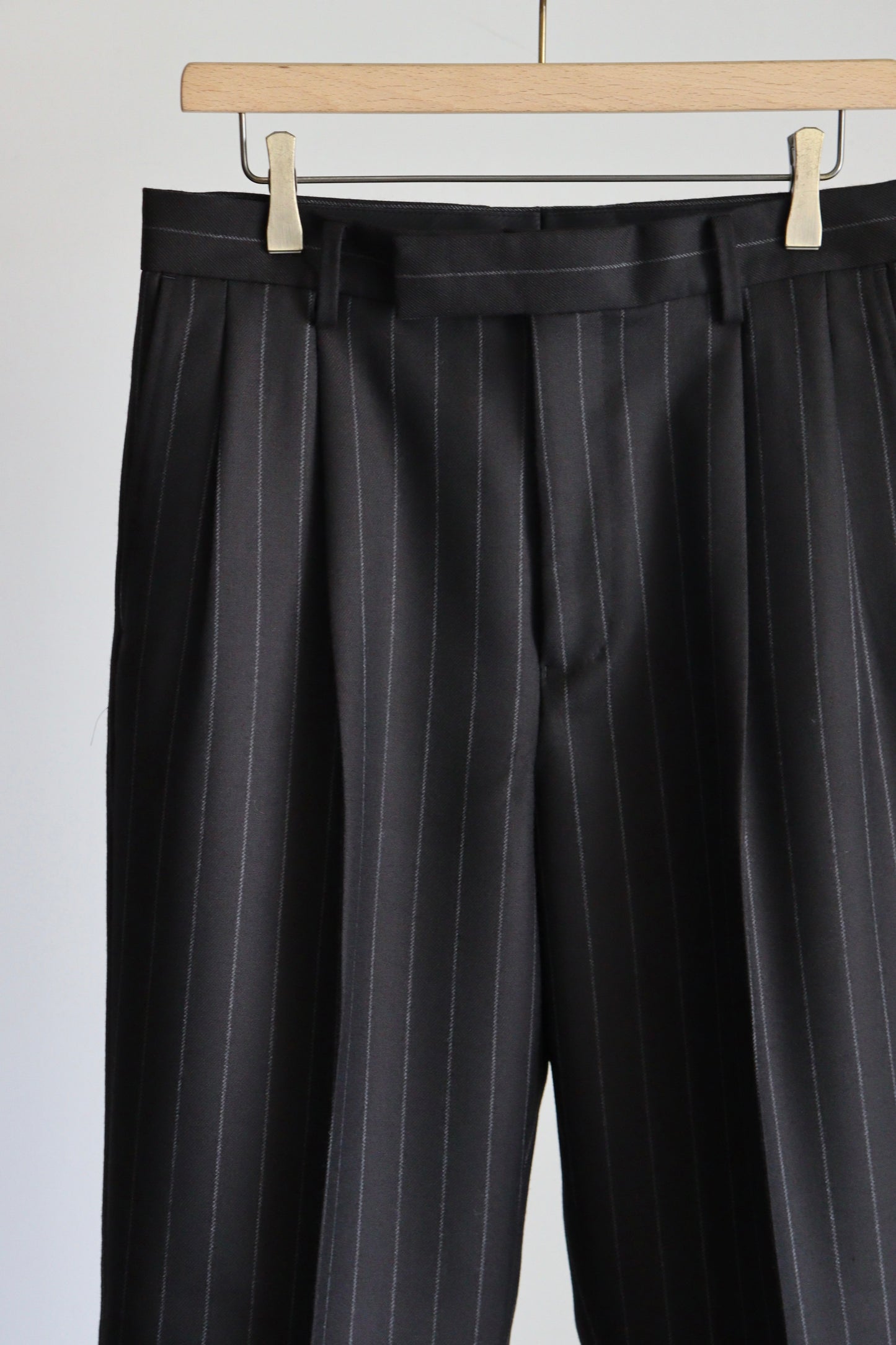 DOUBLE PLEATS TROUSERS