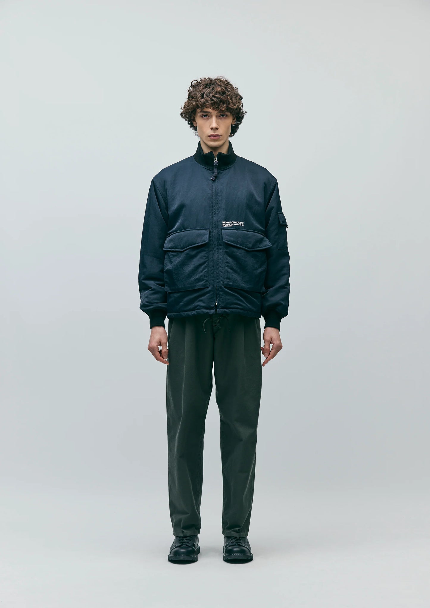 BAGGY SILHOUETTE TWO TUCK PANTS