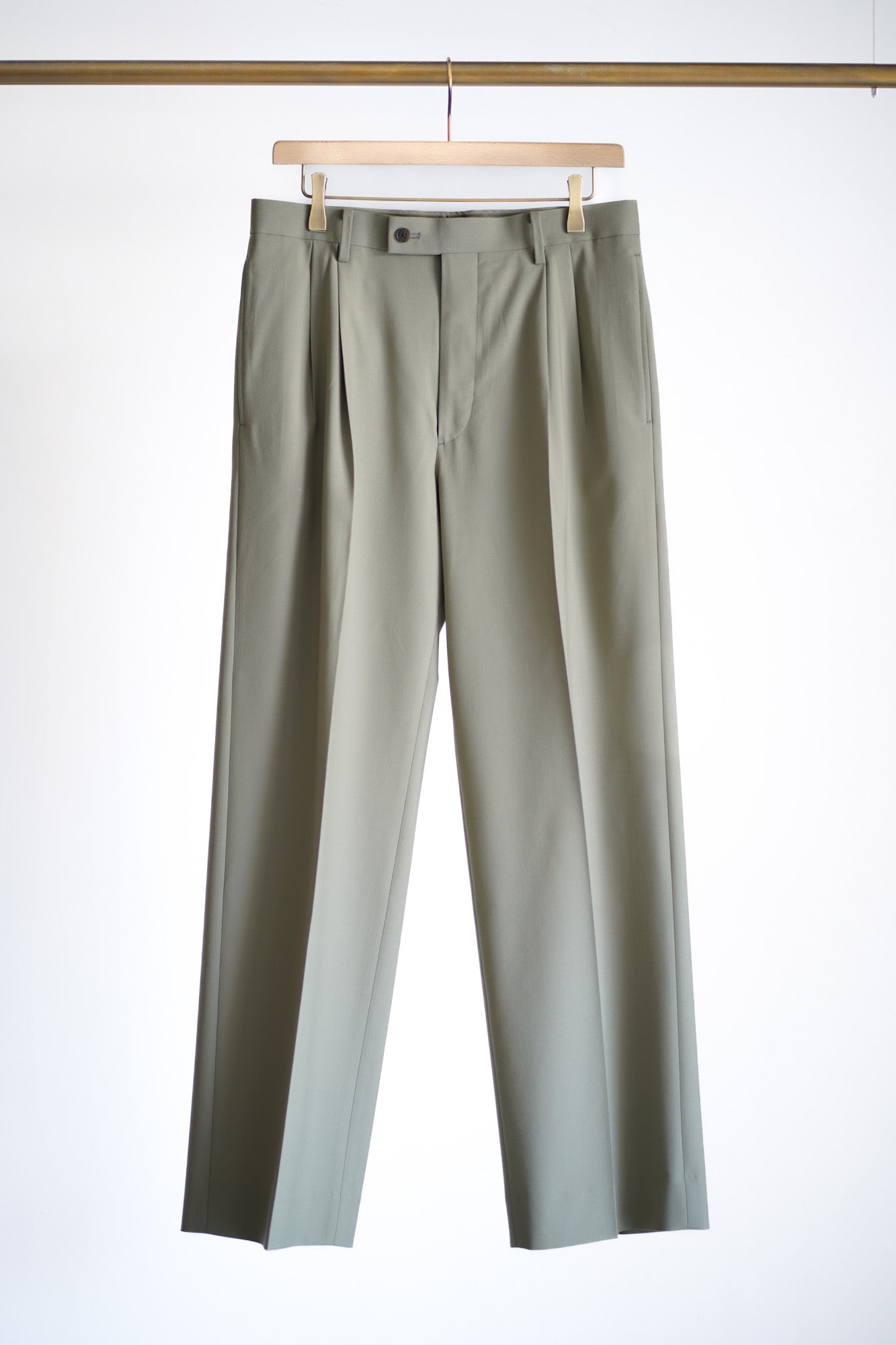 ULTRA FINE TROPICAL WOOL TWO-TUCK SLACKS