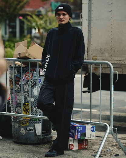 TIPSI ZIP SWEATER