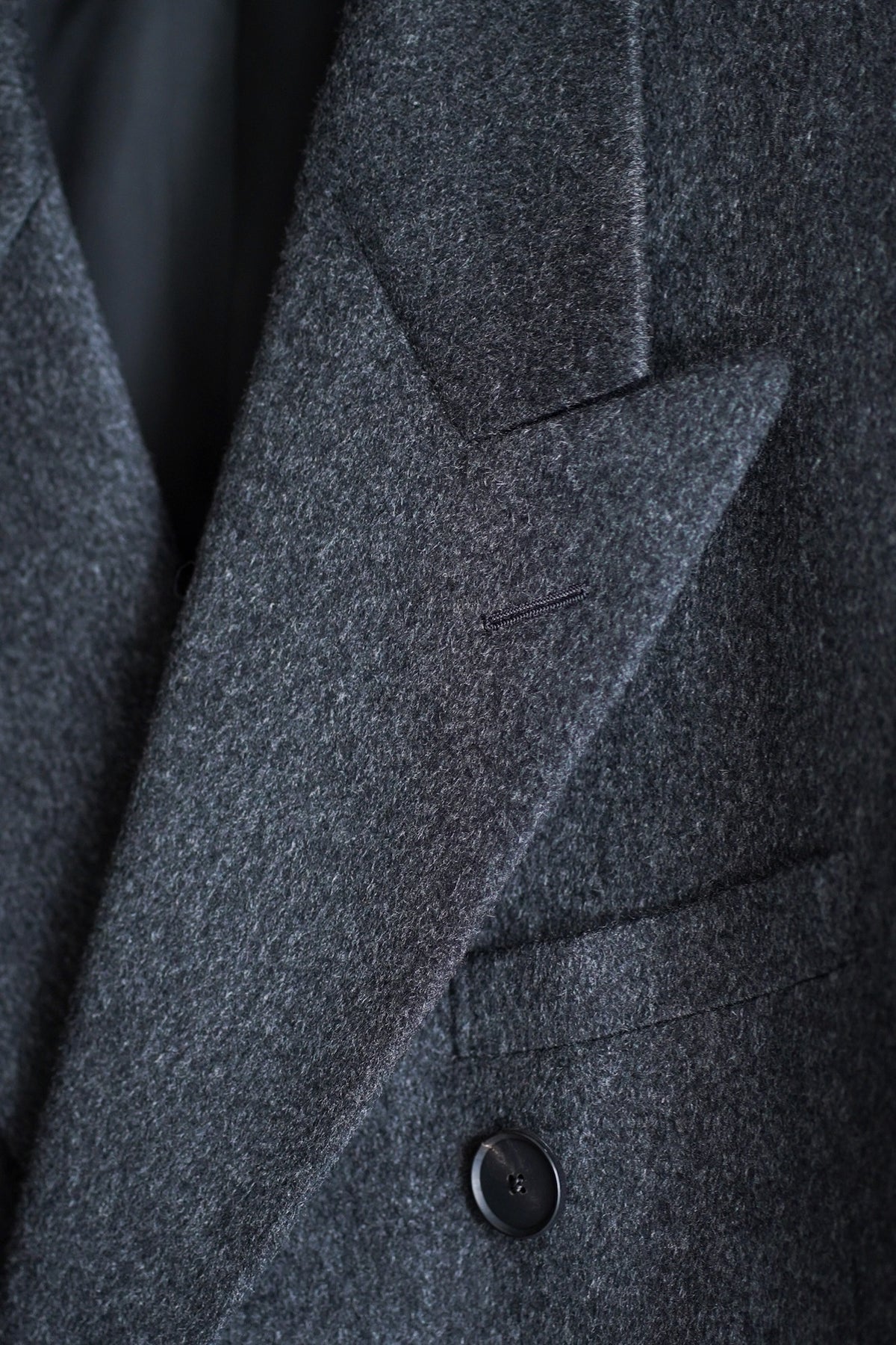 CASHMERE MOLESKIN DOUBLE-BREASTED COAT