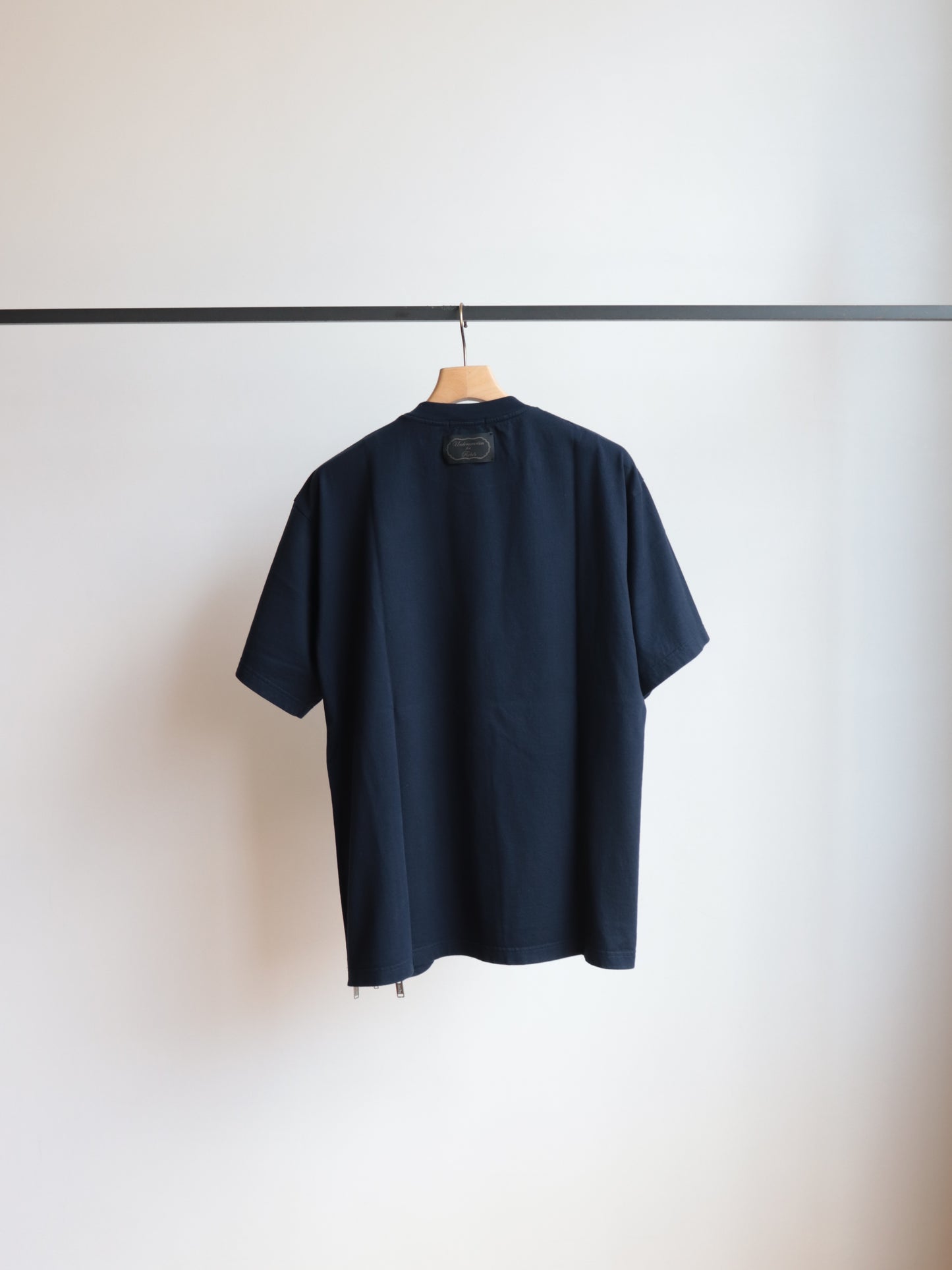 UP2F4803 / ZIP CUT SEWN