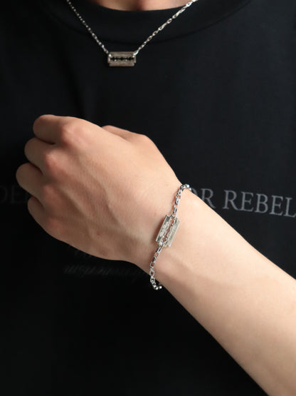 UP2F4A01 / BRACELET