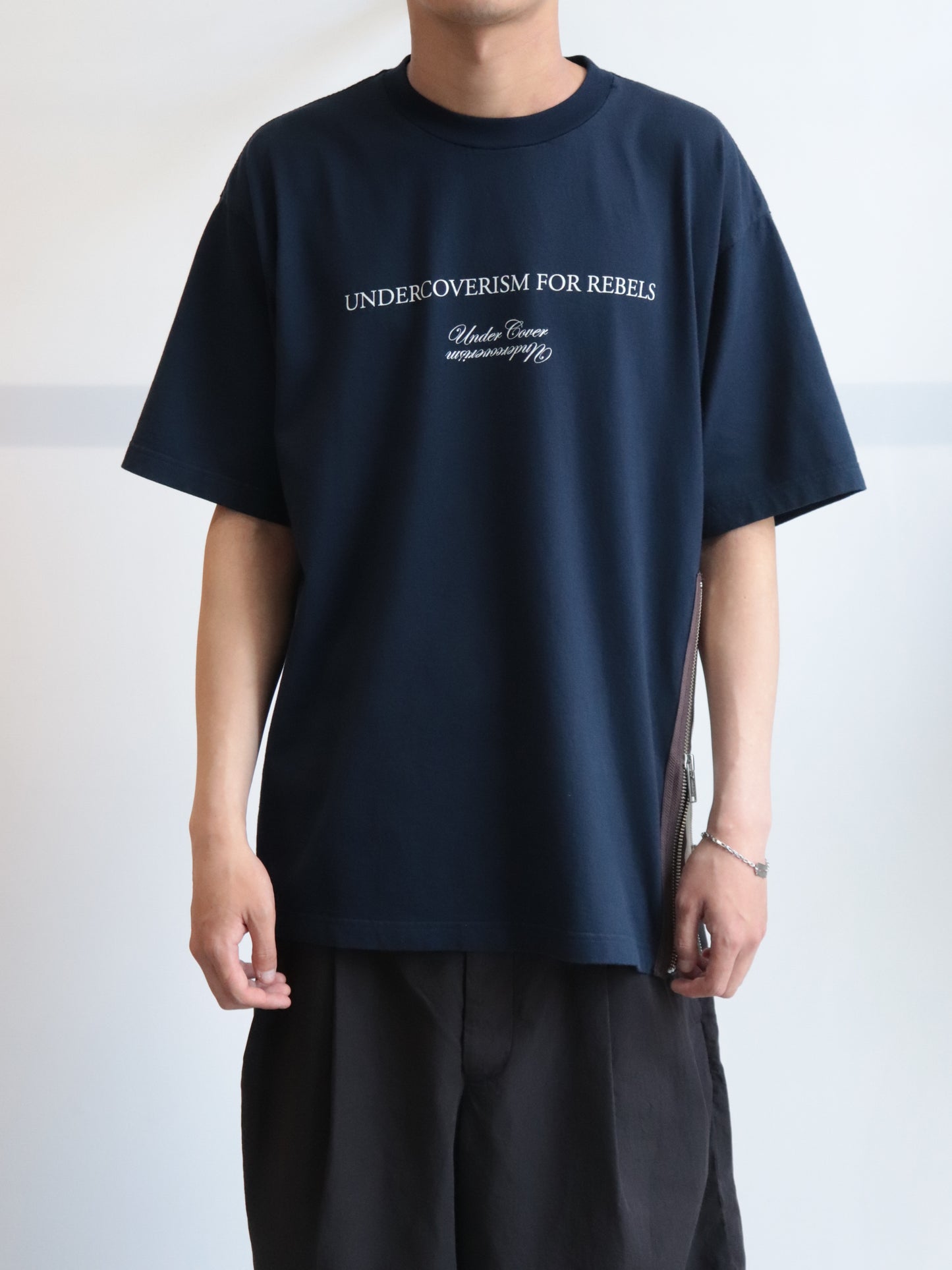 UP2F4803 / ZIP CUT SEWN