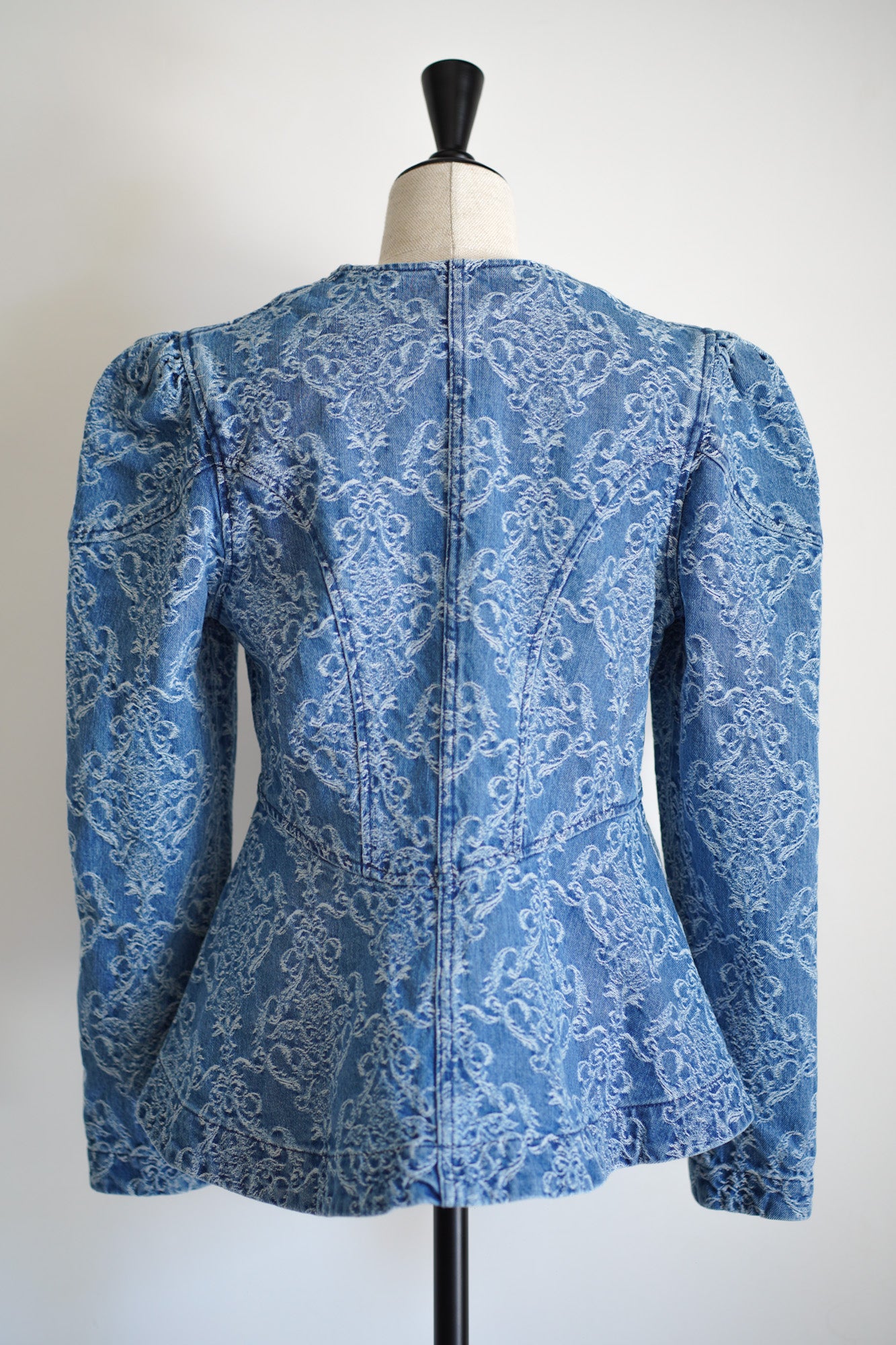 DAMASK-JACQUARD DENIM PEPLUM JACKET