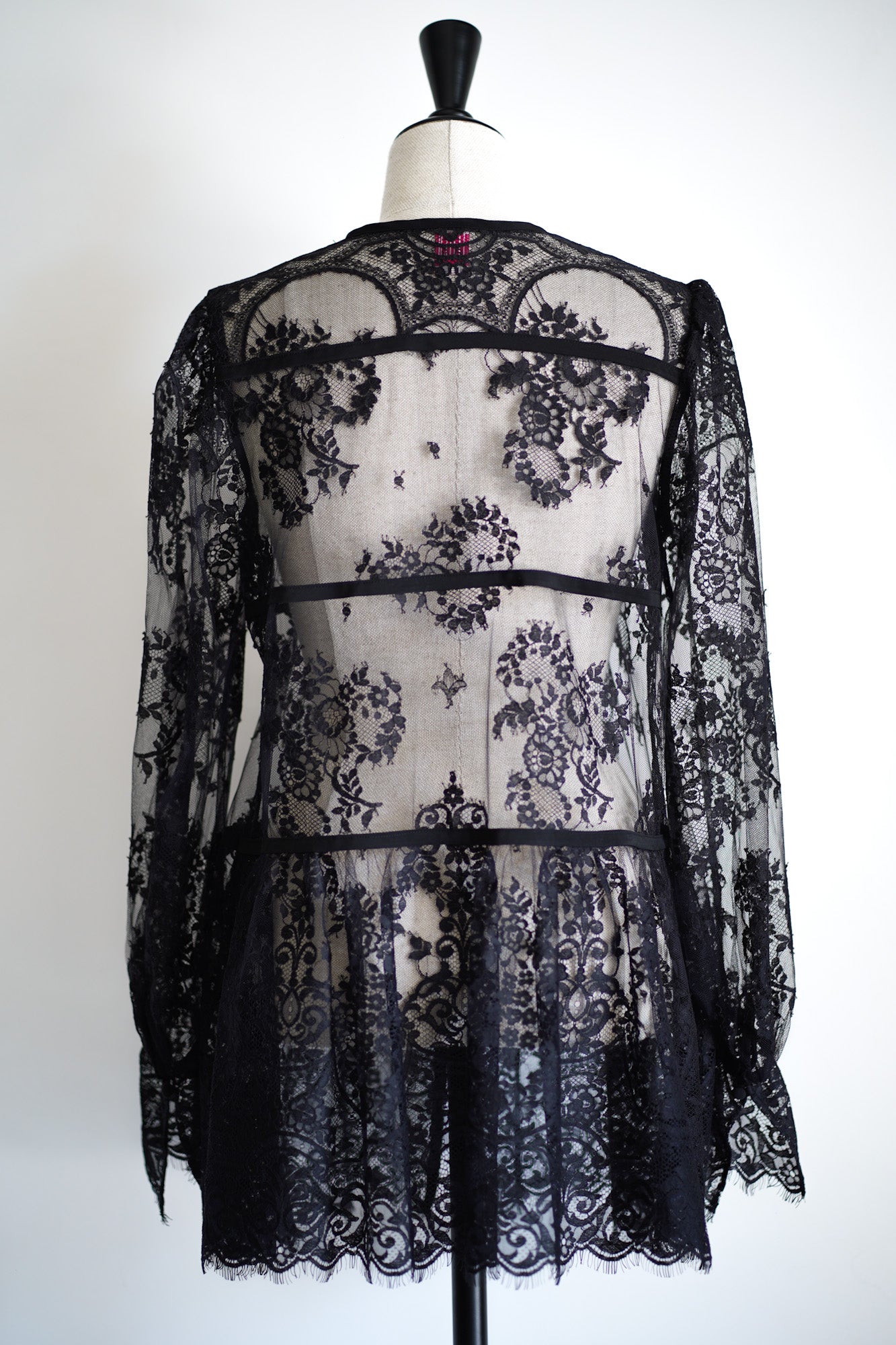 FETICO | LACE GATHERED BLOUSE | 公式通販 – イデアル公式オンライン