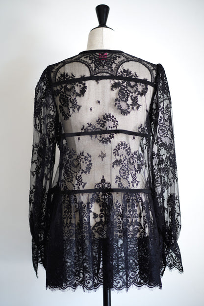 LACE GATHERED BLOUSE