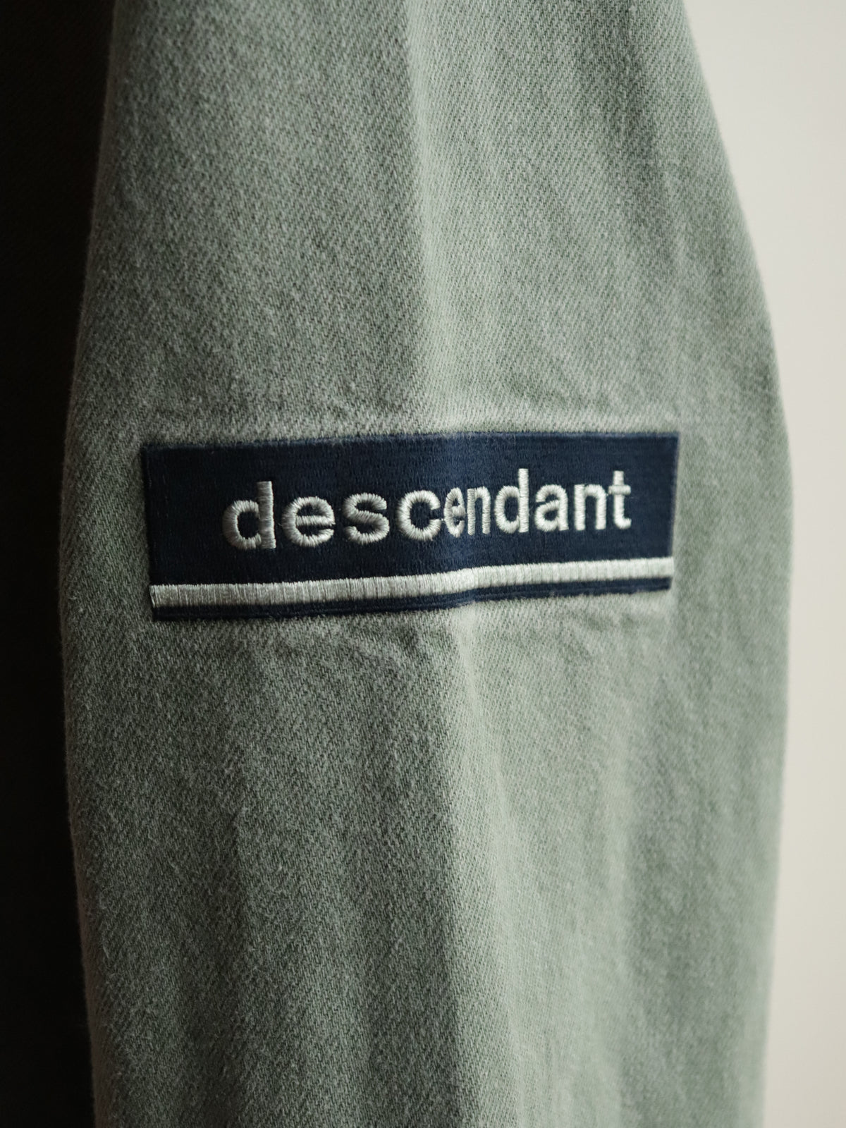 MOLE HOODED LS SHIRT PIGMENT DYE