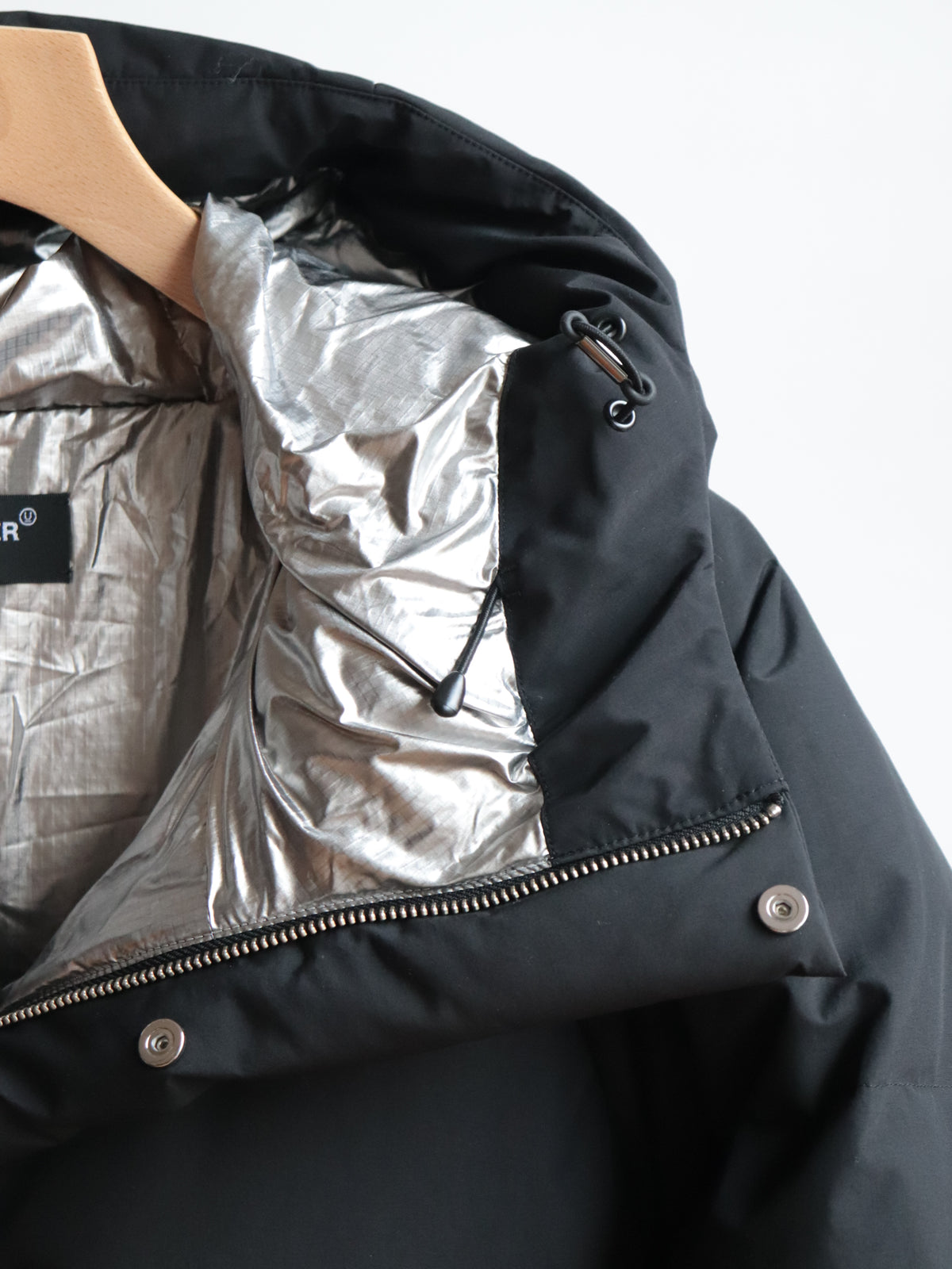 DOWN JACKET