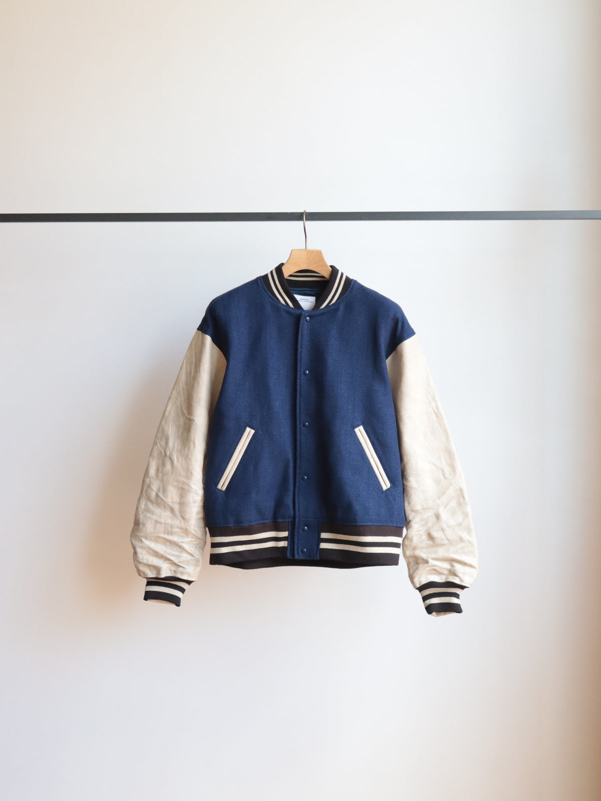 VARSITY JKT