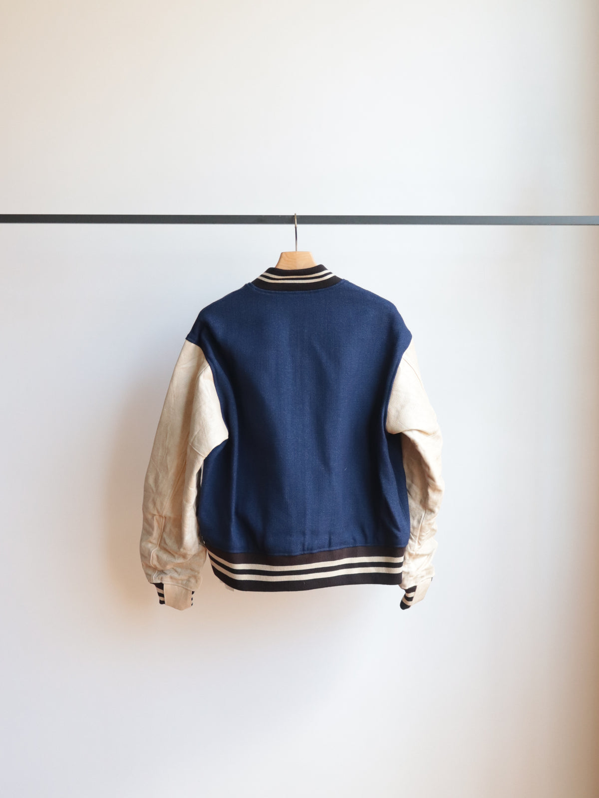 VARSITY JKT