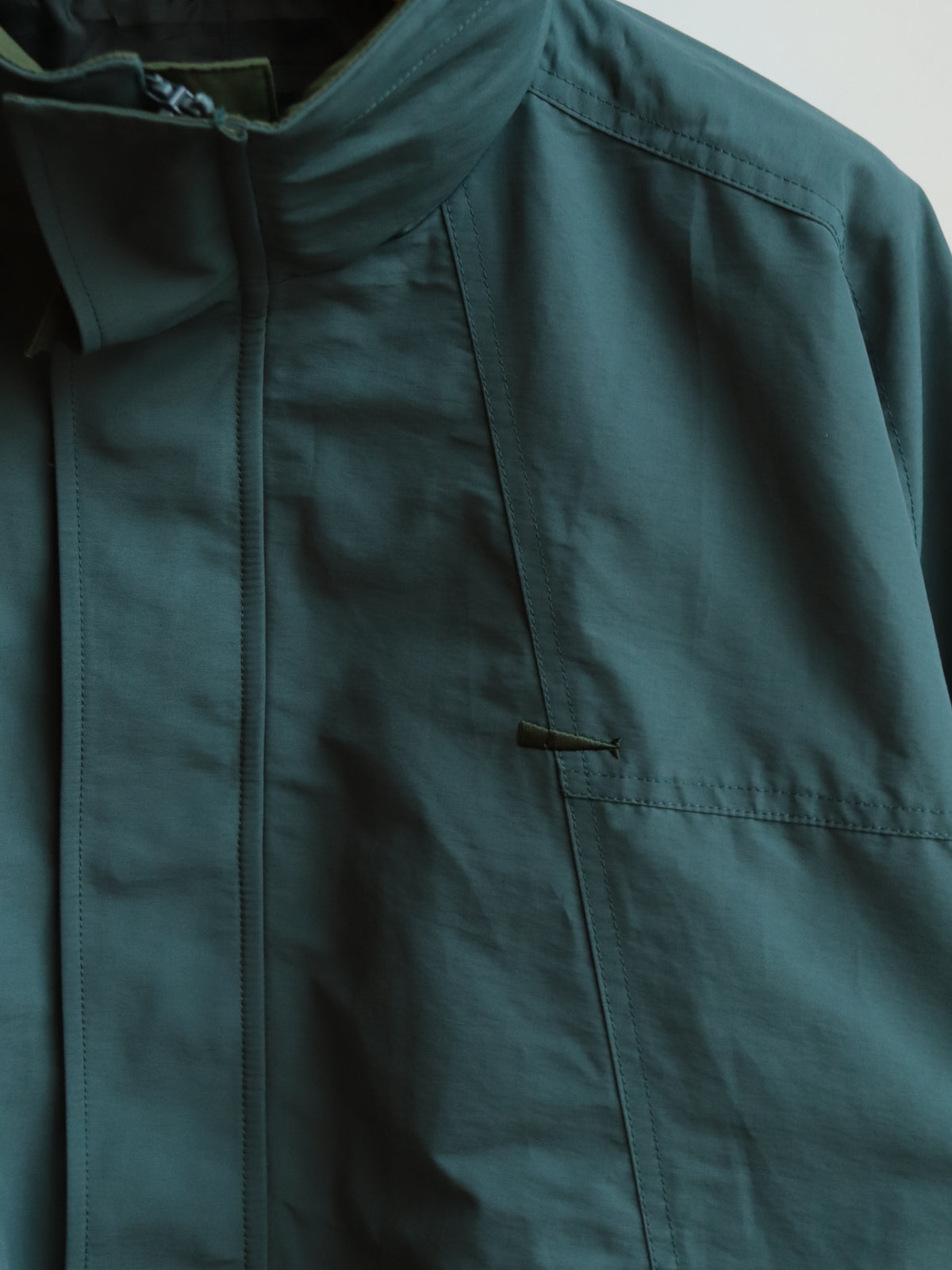 VENT NYLON JACKET