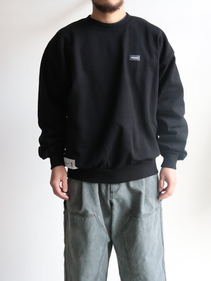 CETUS CREW NECK