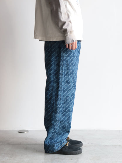 BAGGY FIT DENIM