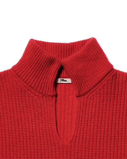 stand collar pullover