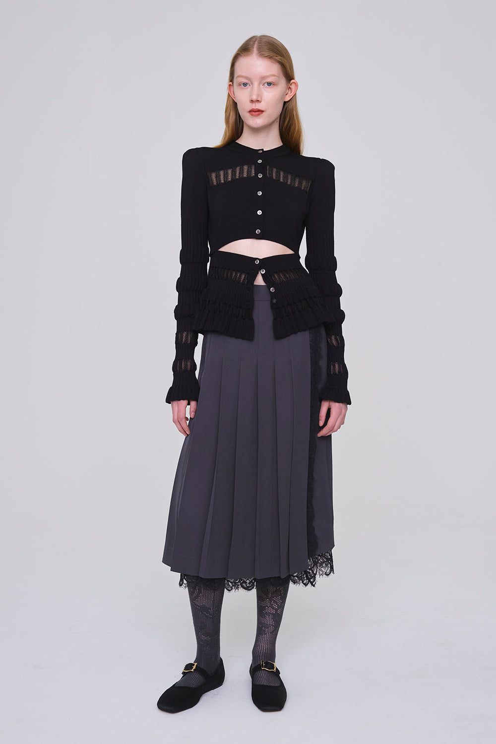FINE WOOL PLEATED SKIRT WITH LACE TRIM