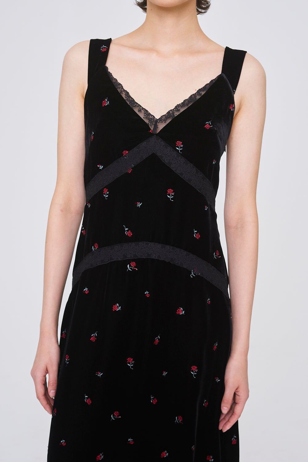 ROSE EMBROIDERED VELVET DRESS