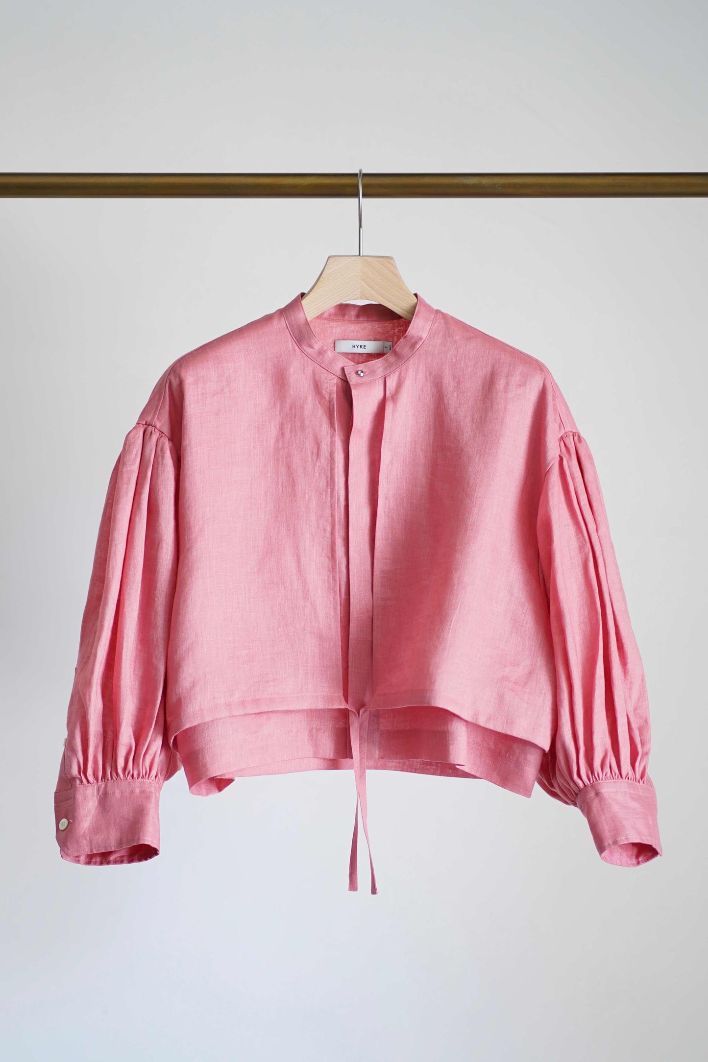 LINEN BALLOON SLEEVE BLOUSE