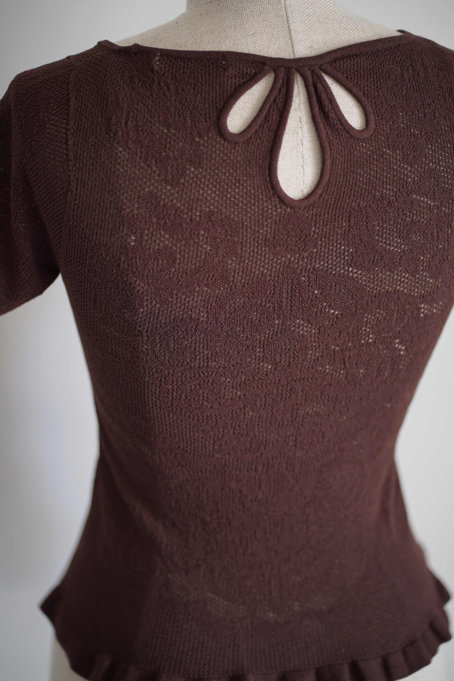 DAMASK LACE SCOOP-NECK TOP