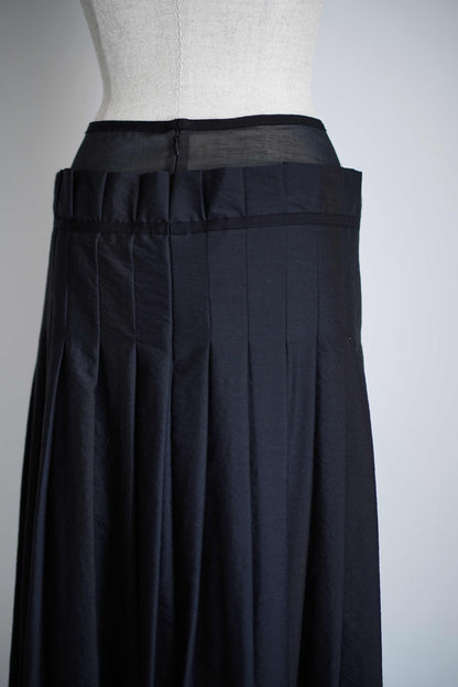 PLEATED MAXI SKIRT
