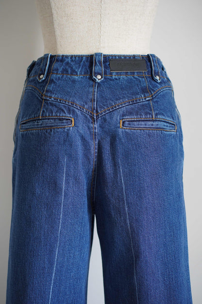 ORGANIC COTTON HIGH-WAISTED JEANS