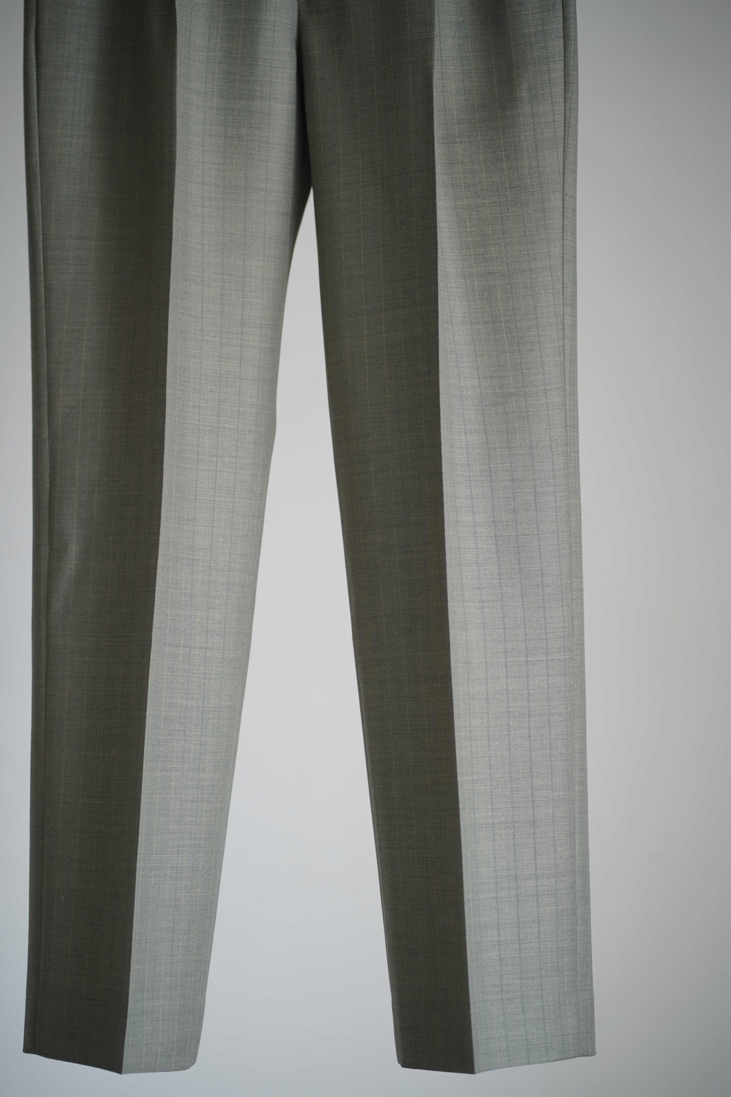 BLUEFACED WOOL TWO-TUCK SLACKS