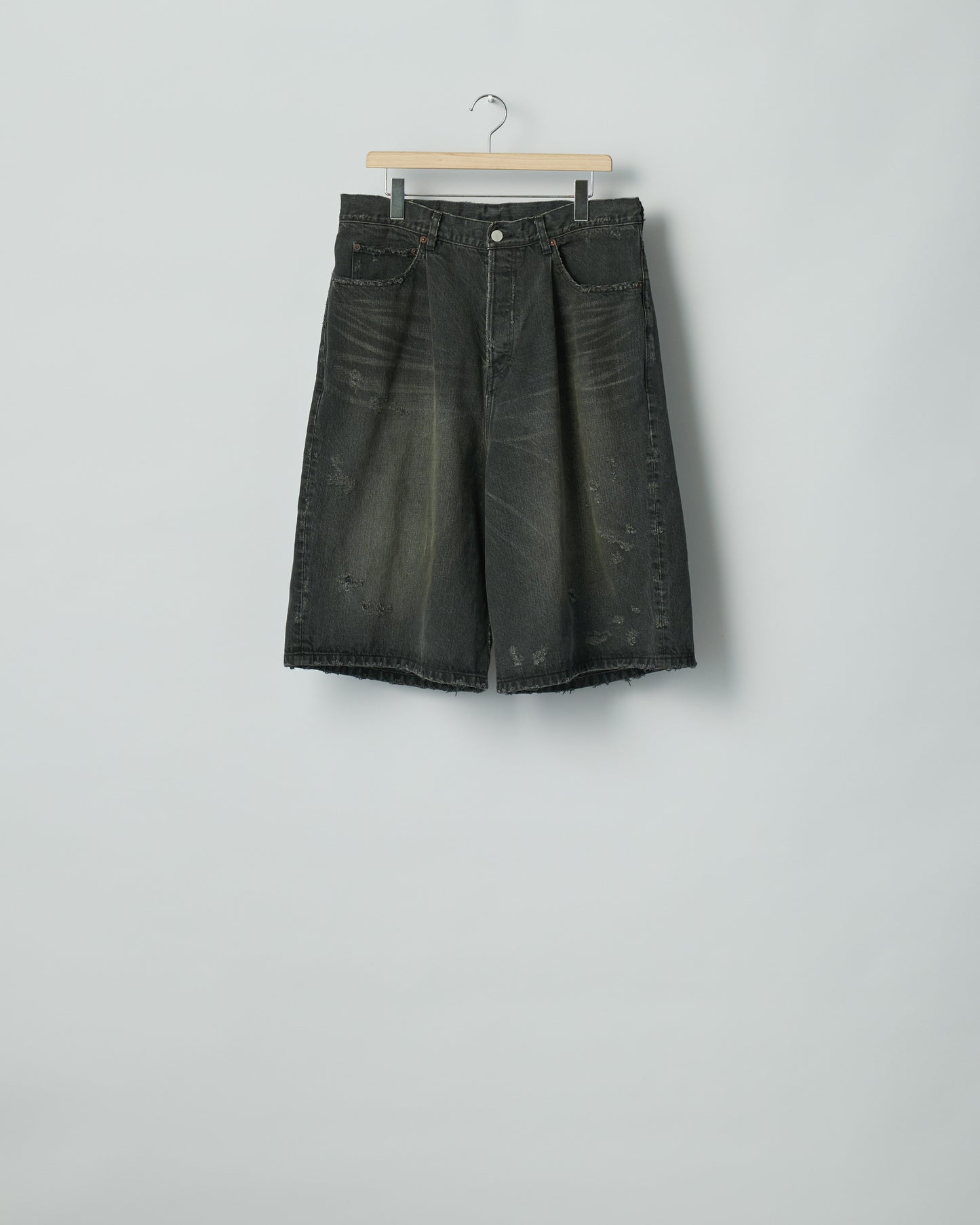 BAGGY DENIM SHORTS