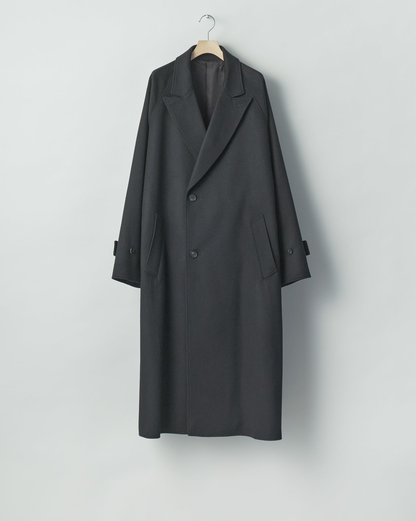 WOOL CASHMERE OVERSIZED PEAK LAPEL CHESTER COAT