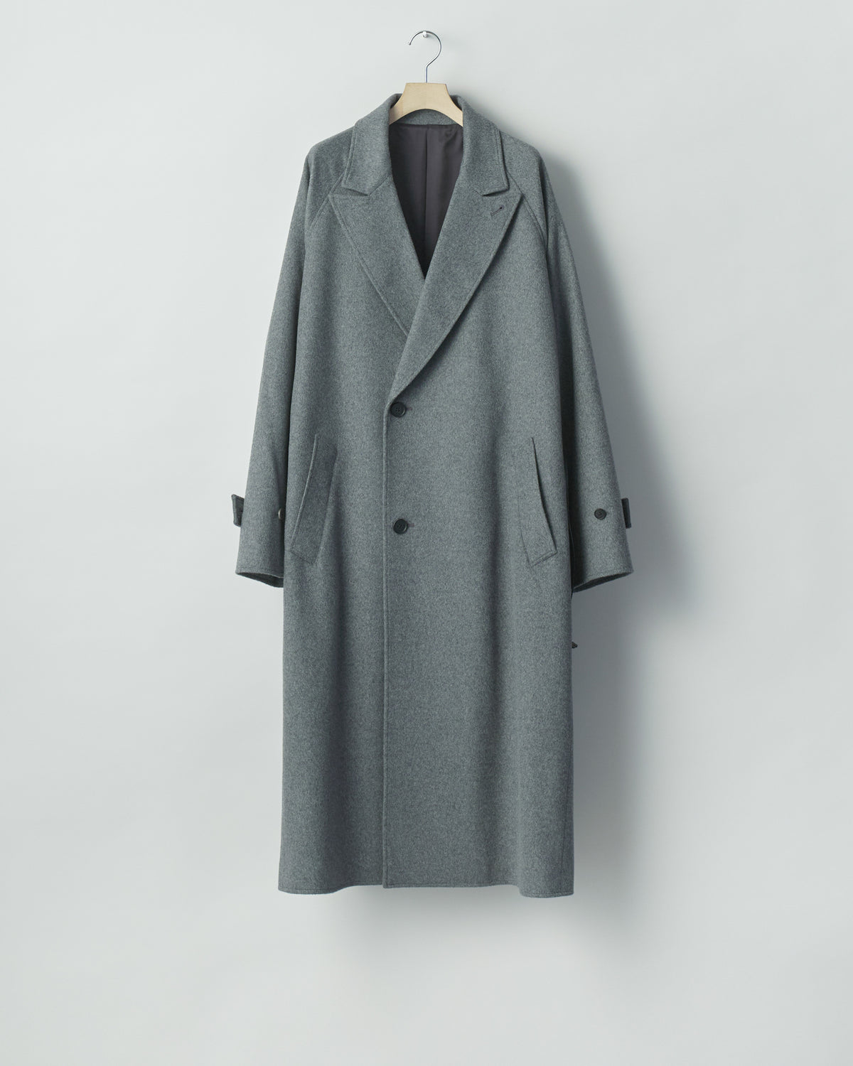 WOOL CASHMERE OVERSIZED PEAK LAPEL CHESTER COAT