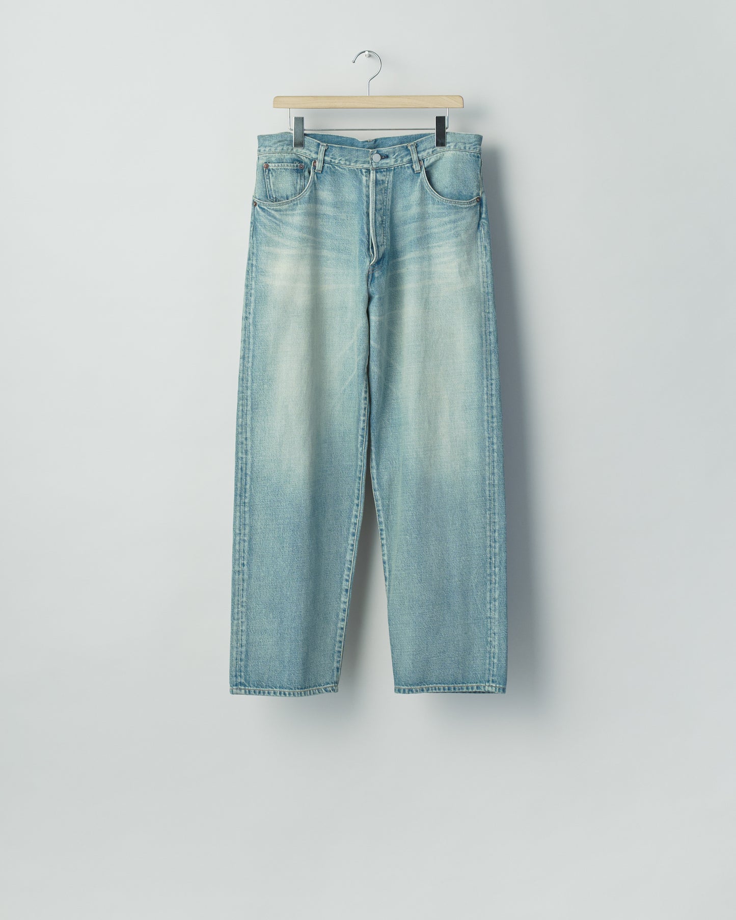 OVERSIZE FIT DENIM PANTS