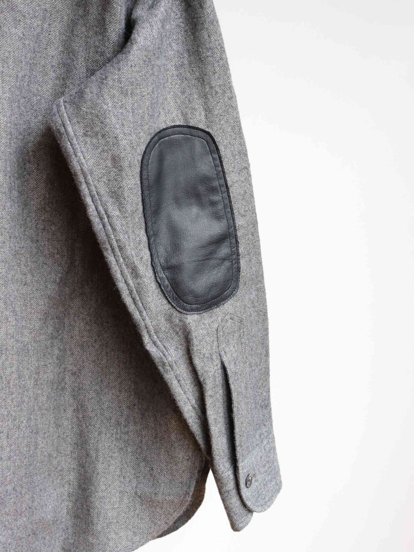 Lot.116 Long-Point Collar Sports Shirts