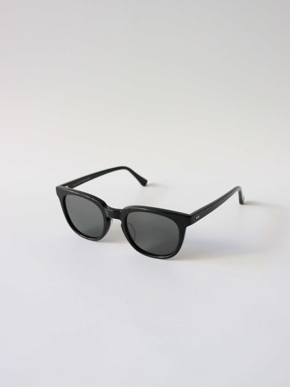 UH0616 / SUNGLASSES