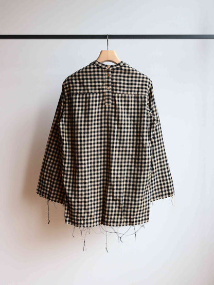pullover shirt