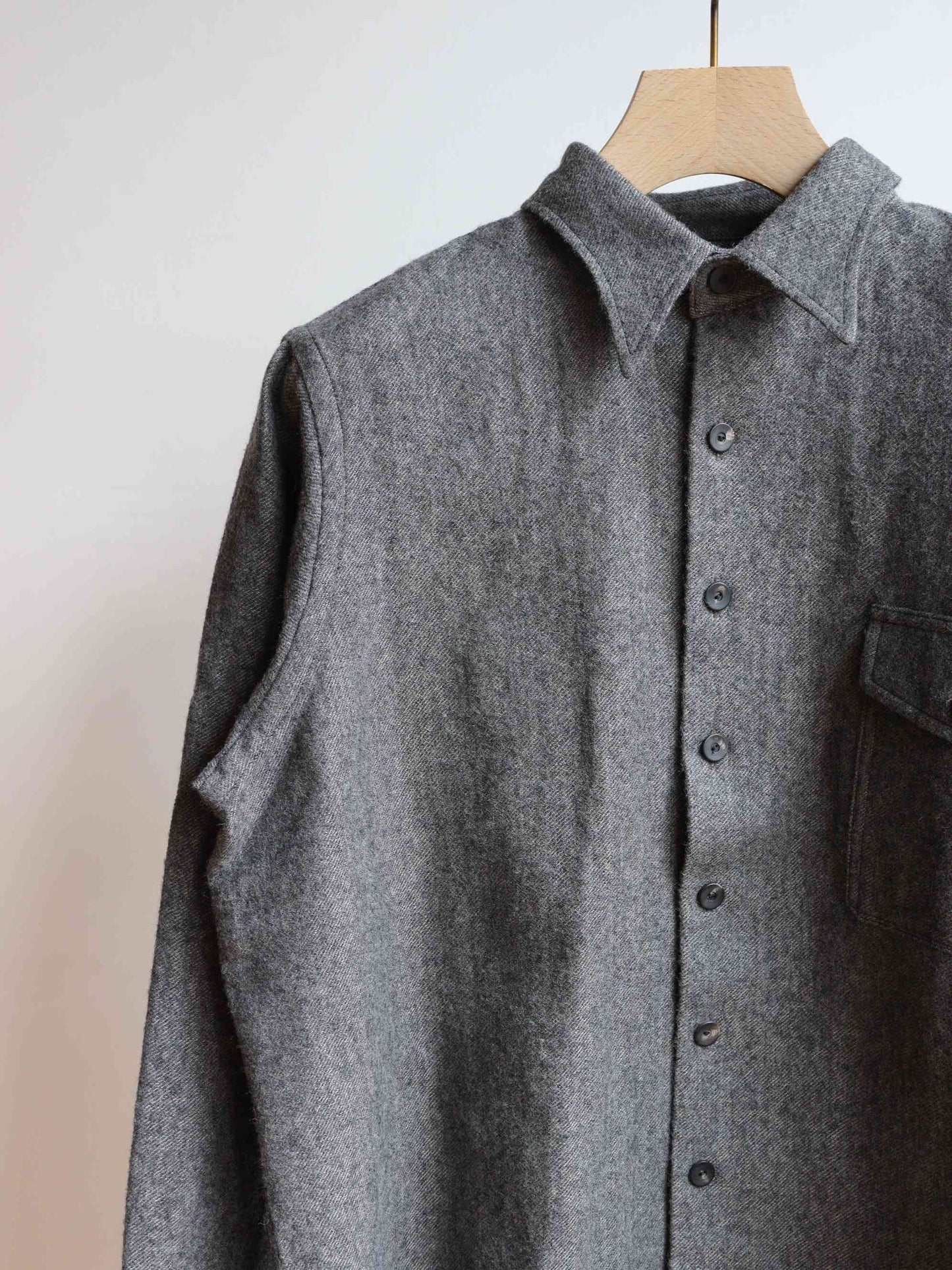 Lot.116 Long-Point Collar Sports Shirts