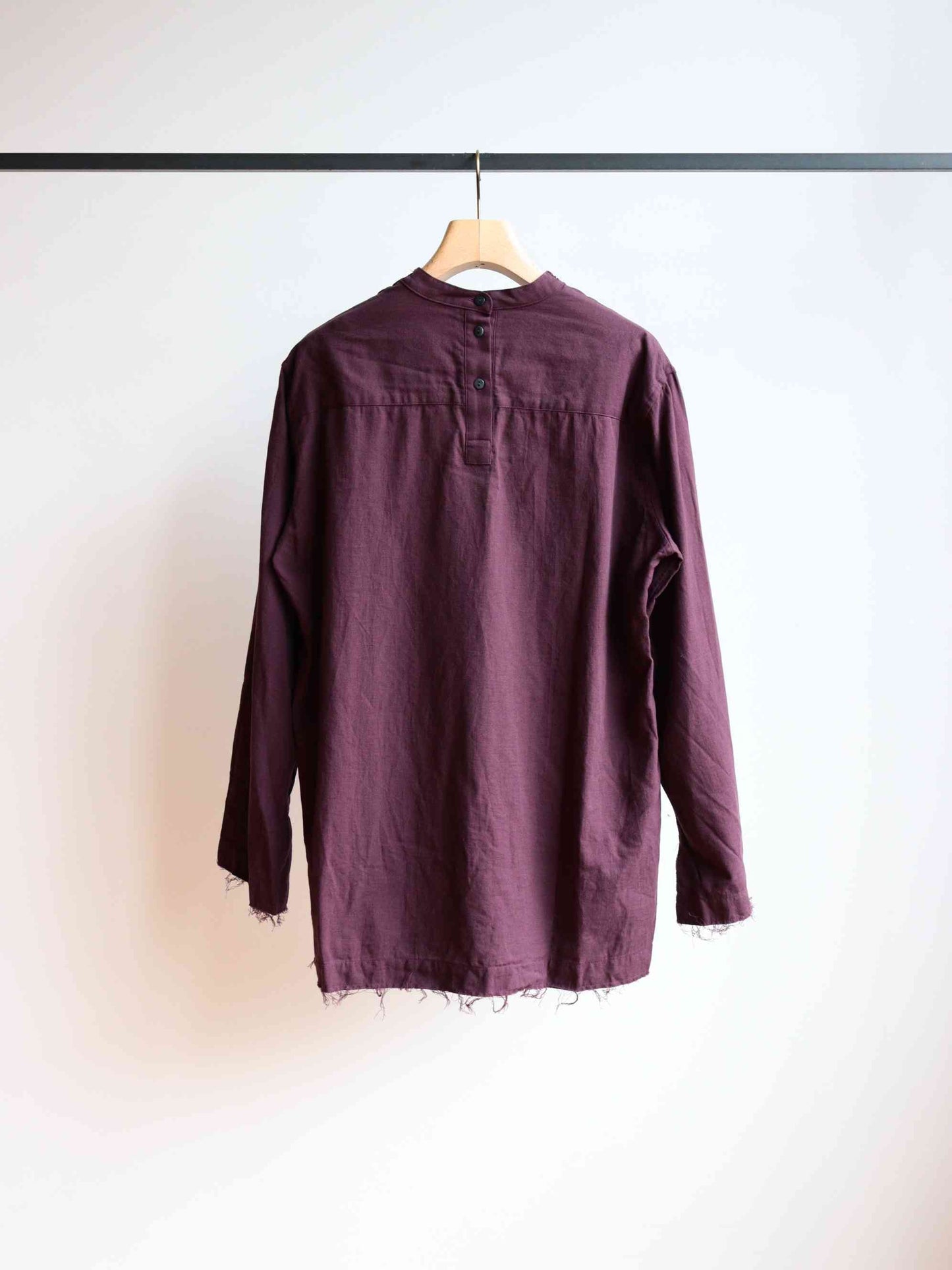 pullover shirt