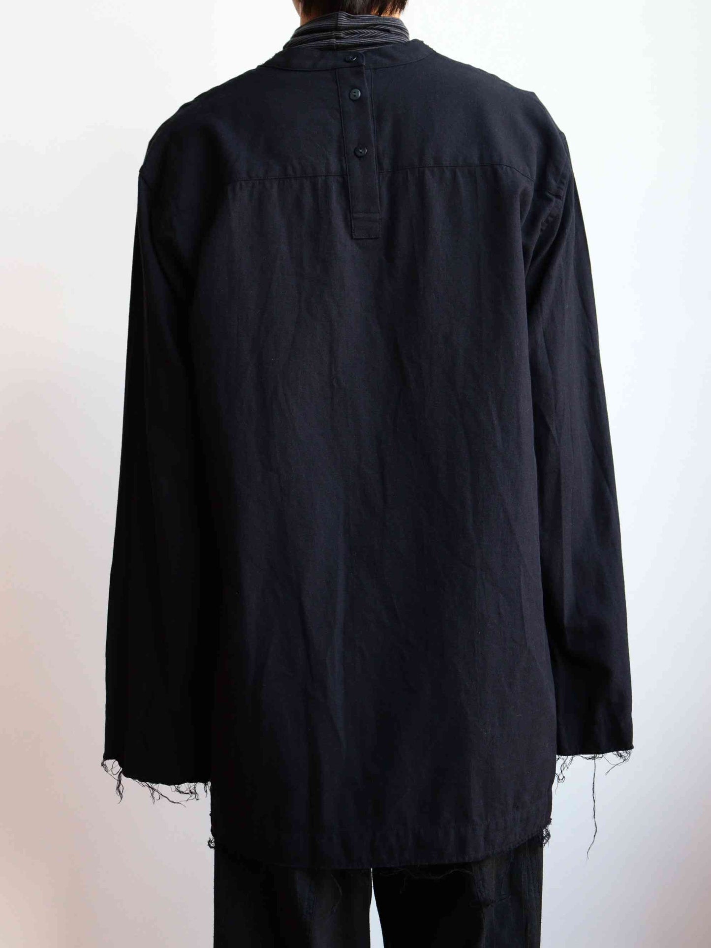 pullover shirt