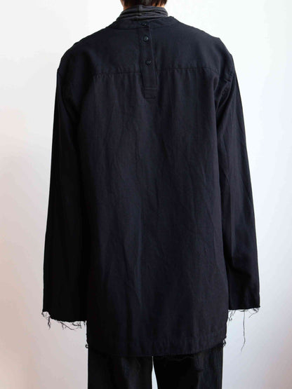 pullover shirt