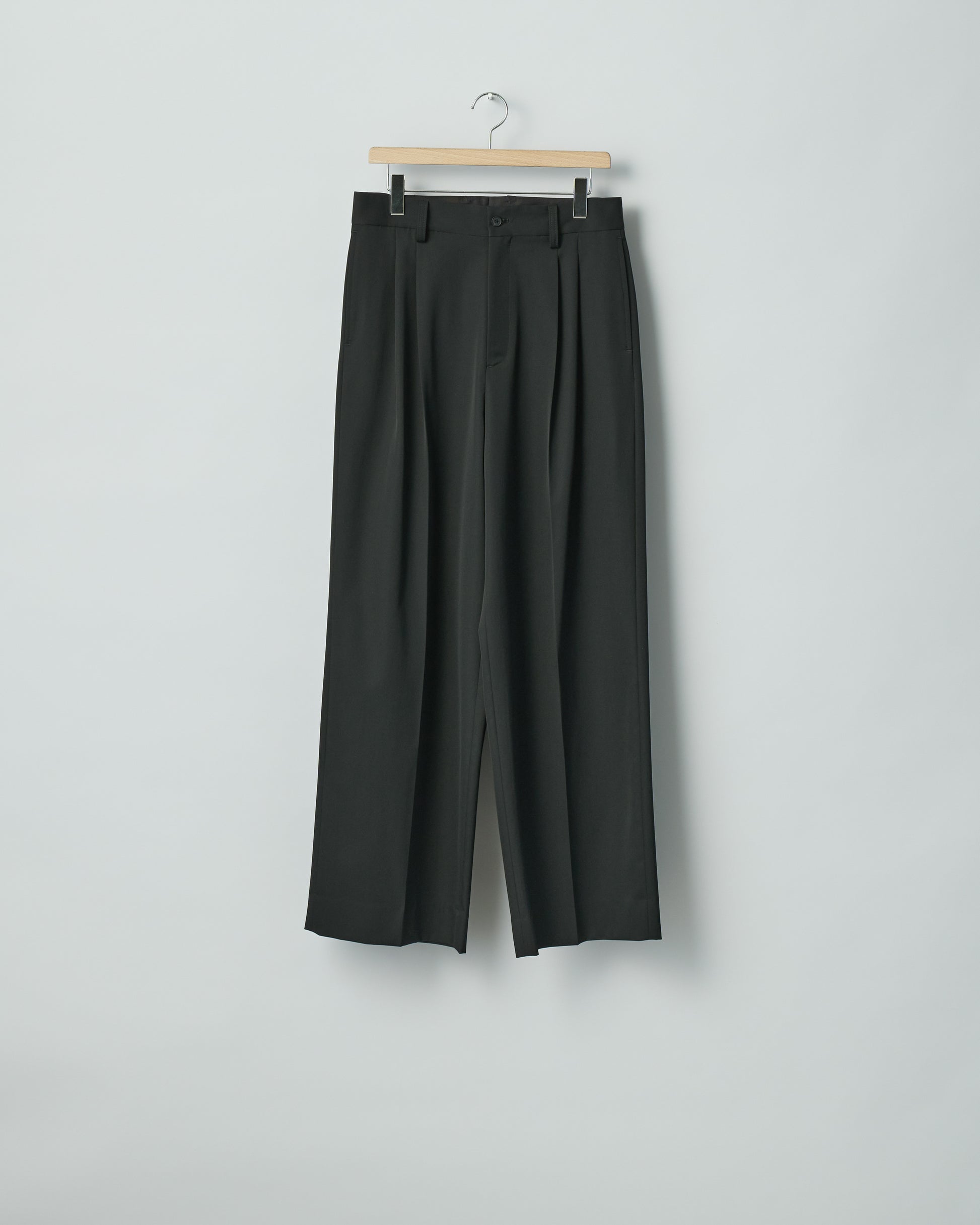 sssteinのLONG WIDE TROUSERSのカラーはBLACKの商品画像です。こちらの商品は通信販売で購入可能です。