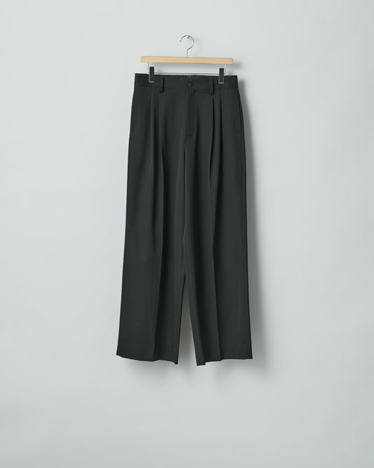 sssteinのLONG WIDE TROUSERSのカラーはBLACKの商品画像です。こちらの商品は通信販売で購入可能です。