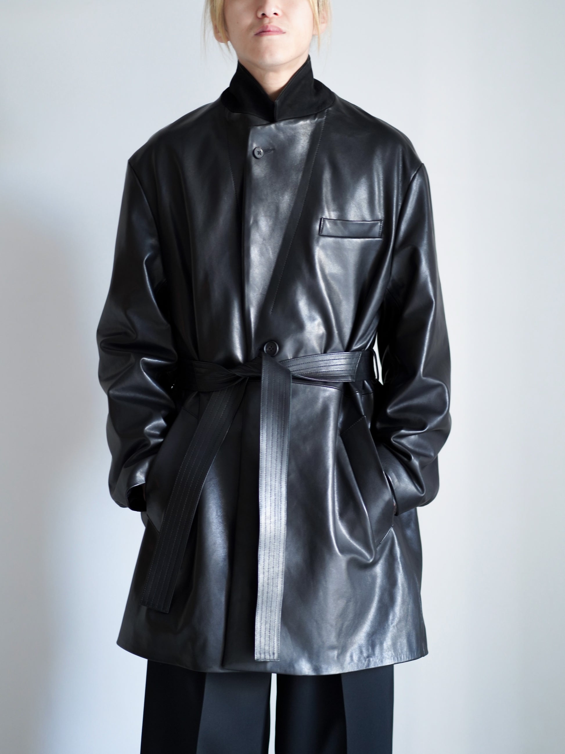 ssstein LAMBS LEATHER HALF COAT 通販 着用画像 