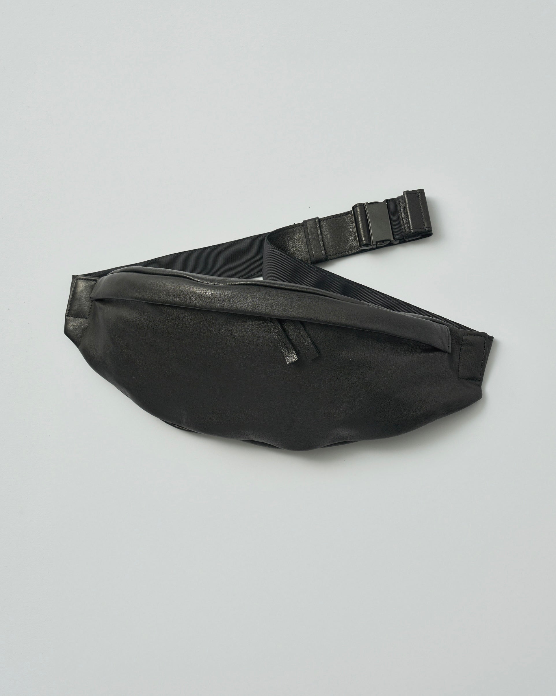 ssstein LEATHER SLING BAG BLACK 通販
